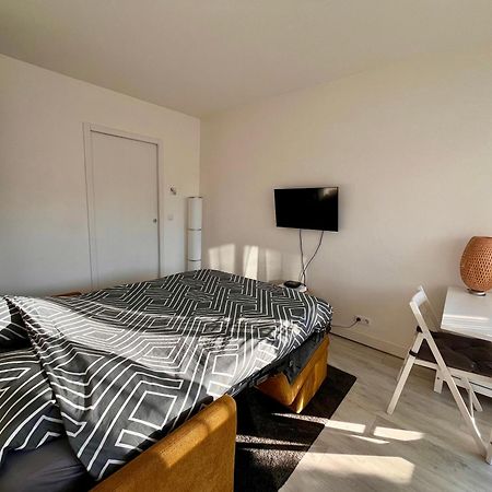 Studio proche Versailles/Paris ☆ Parking gratuit 3min à pied Le Chesnay  Esterno foto