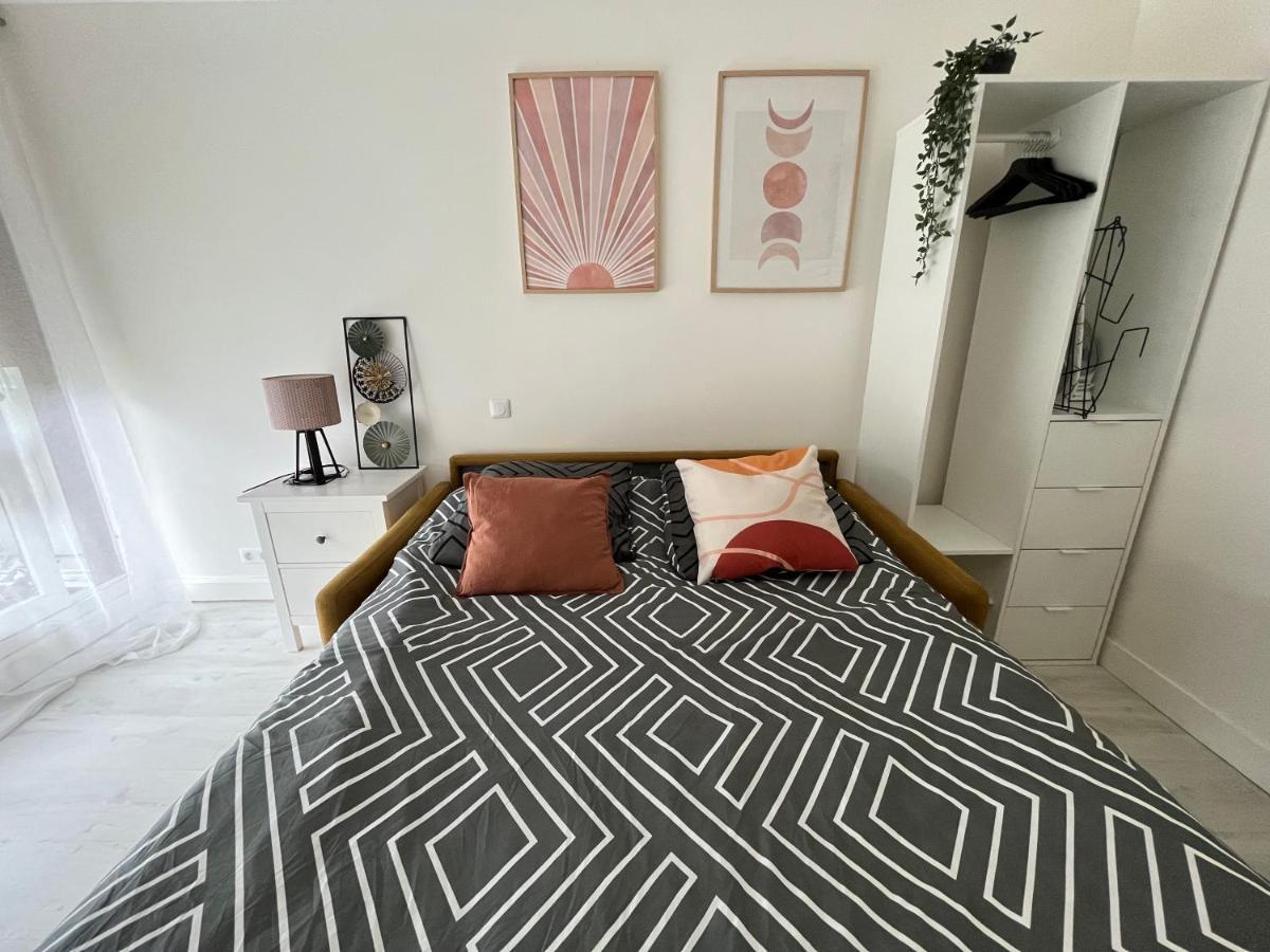 Studio proche Versailles/Paris ☆ Parking gratuit 3min à pied Le Chesnay  Esterno foto